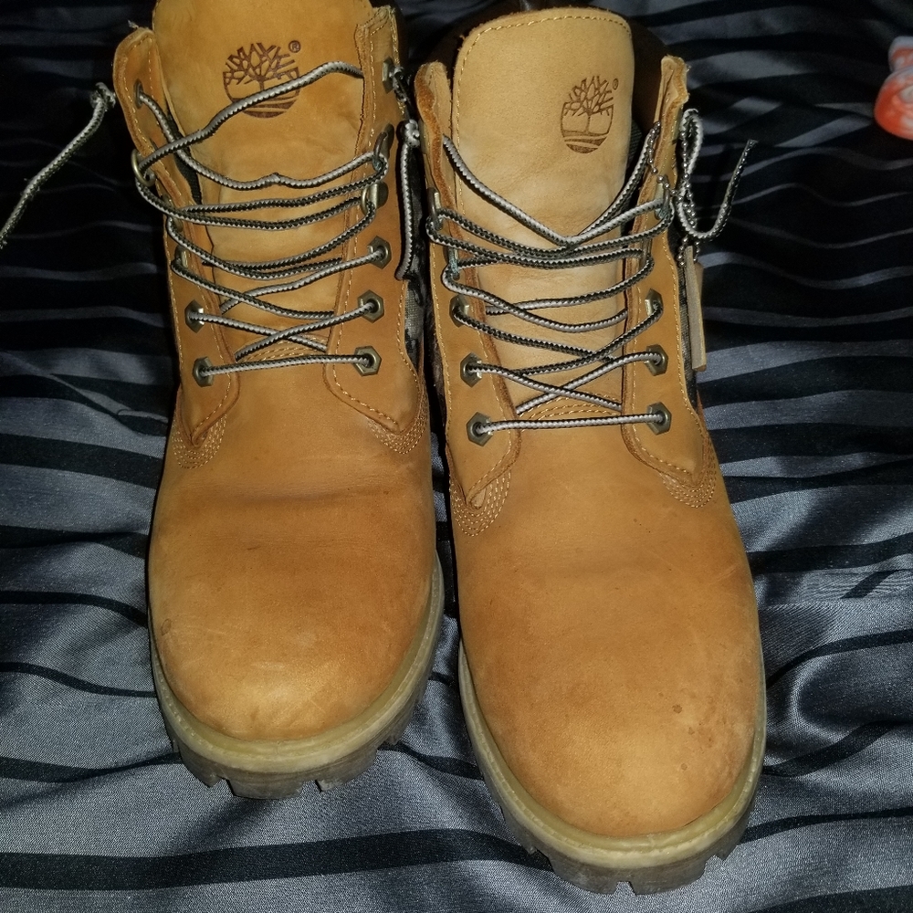 Timberlands camo print - Picture 3 of 5